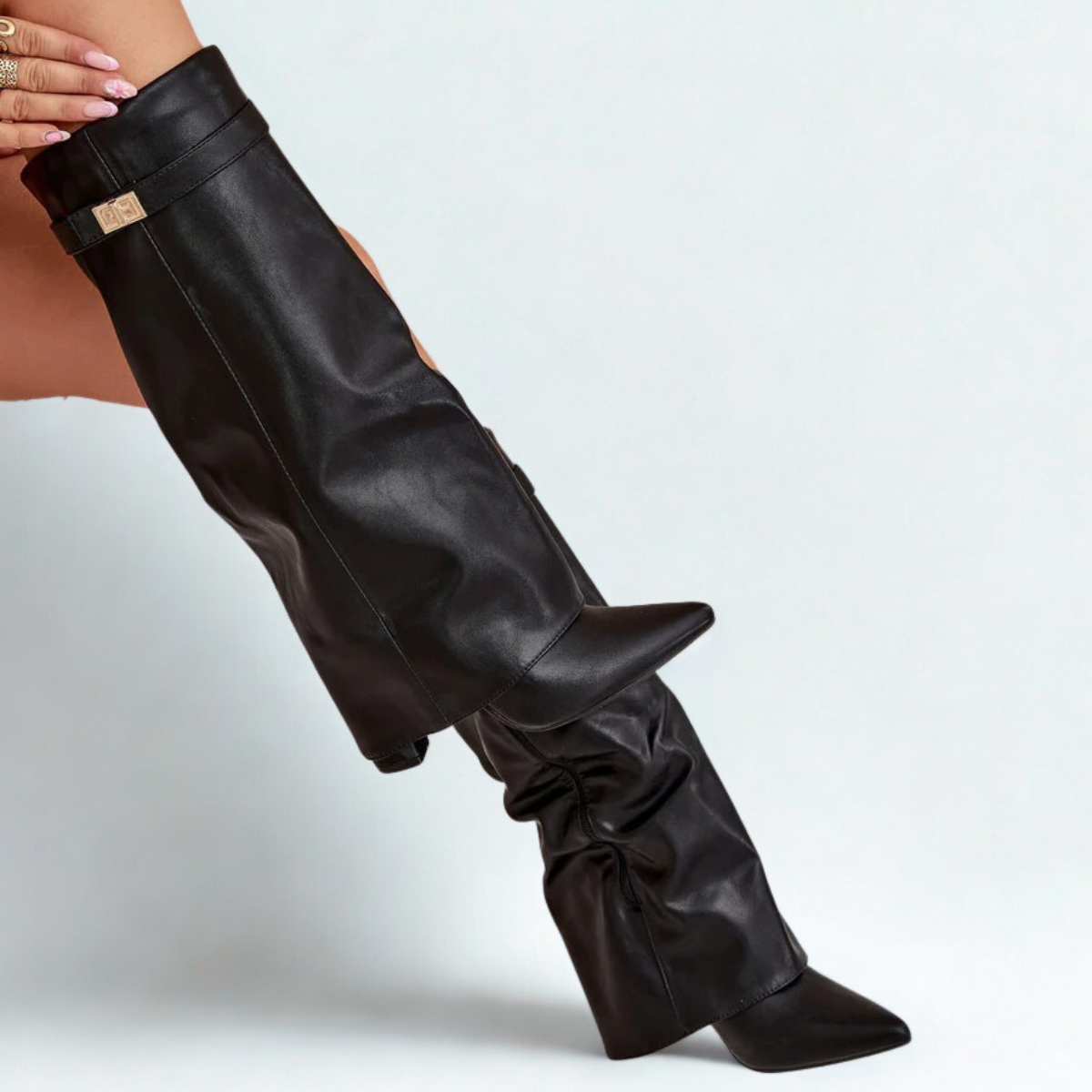Slouchy Leather High Boots New York - Black