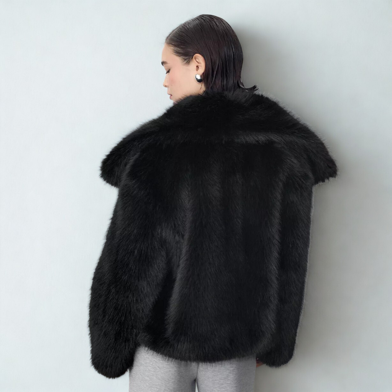Faux Fur Coat Moscow - Black
