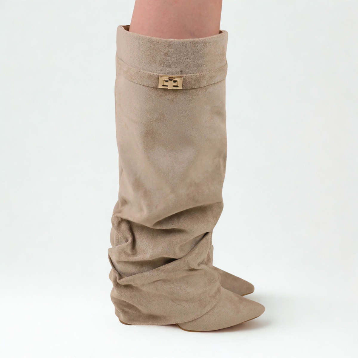 Slouchy Suede High Boots New York - Beige